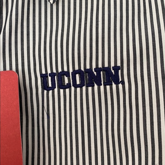 NWT. Cutter & Buck Navy and White Striped UCONN Button-Down Shirt - Picture 4 of 5